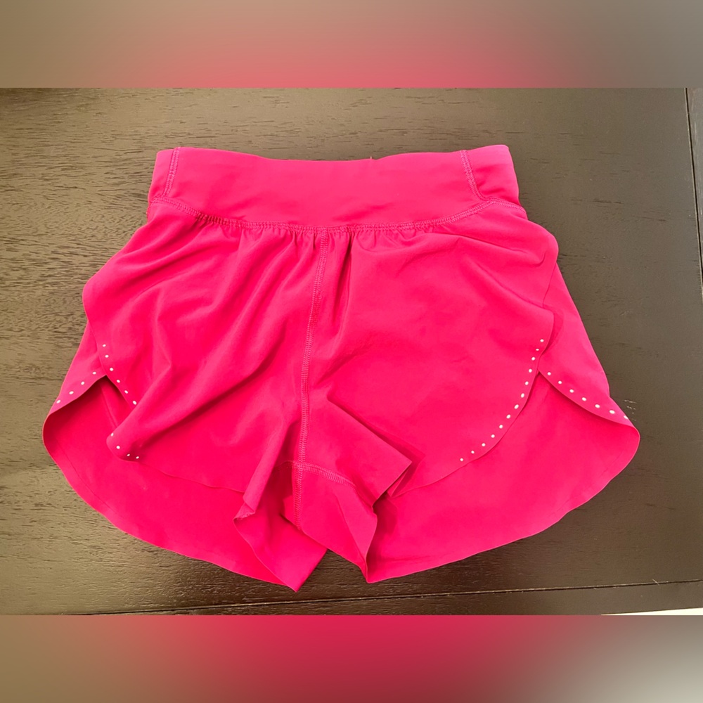 Lululemon fast and free shorts